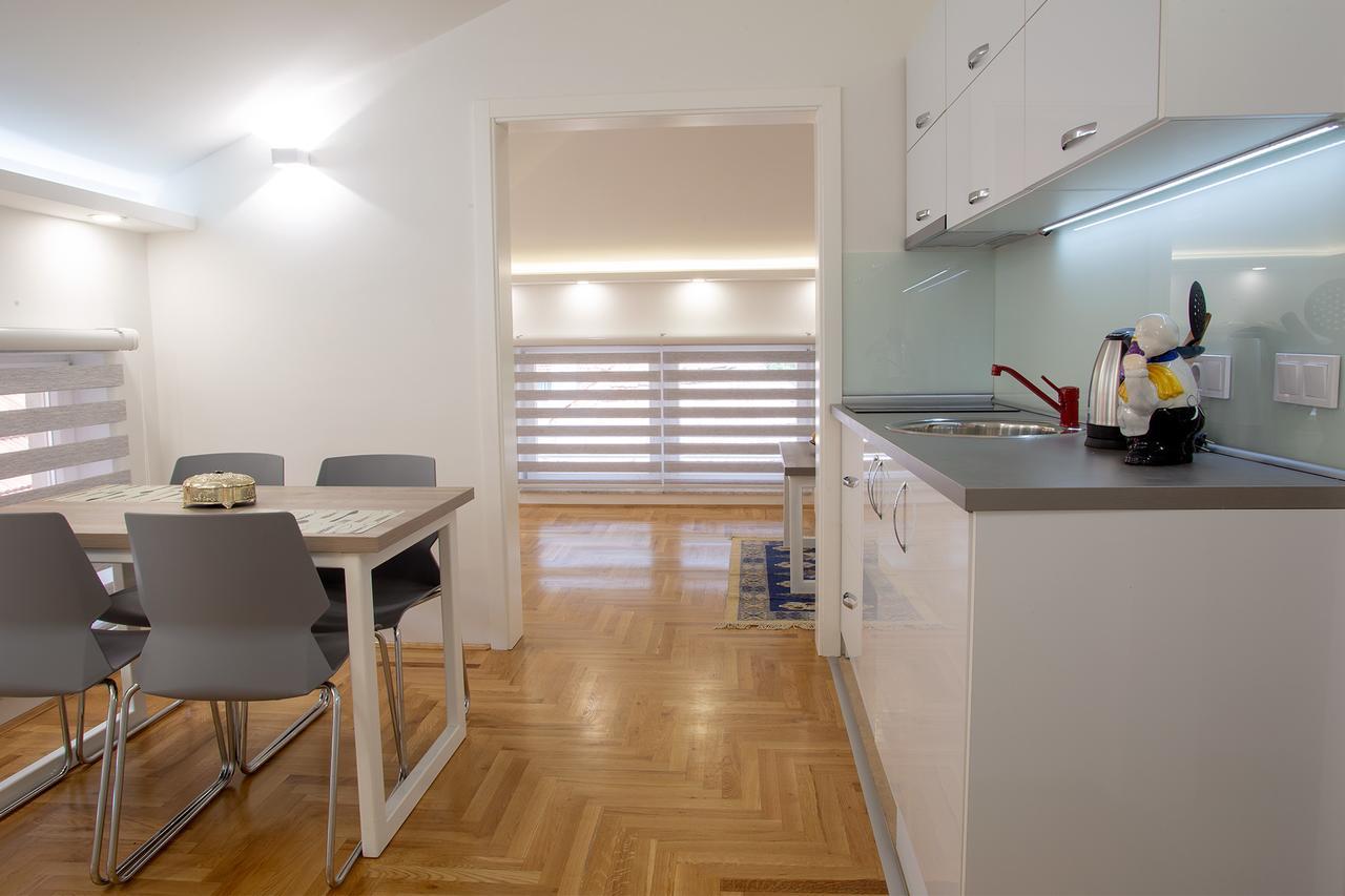 Guest House Hendek Сараево Екстериор снимка